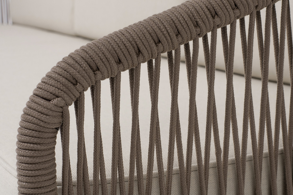 "Канны" диван 3-местный плетеный из роупа, каркас алюминий коричневый (RAL8016) муар, роуп коричневый круглый, ткань бежевая 15052