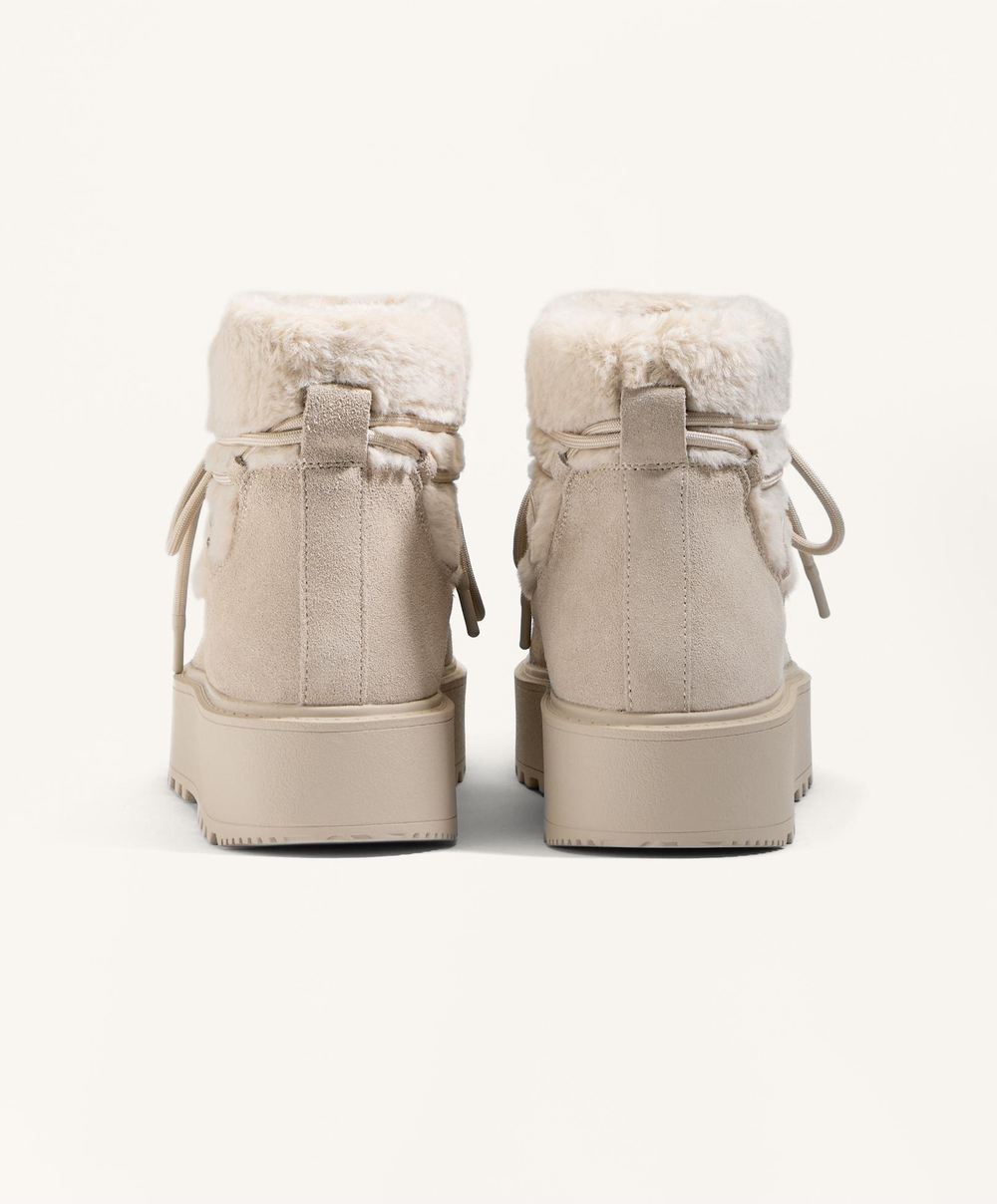 OYSHO Ботинки из искусственного меха и спилка на шнуровке, бежевый