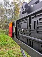 Дополнительная рамка для номера автомобиля на велокрепление с задними фонарями