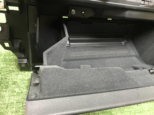 Бардачок Land-Rover Discovery Sport (2019-н.в.)