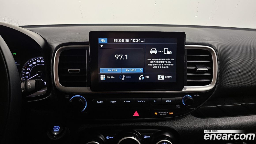 Hyundai Venue 1.6 Modern (03.2020)