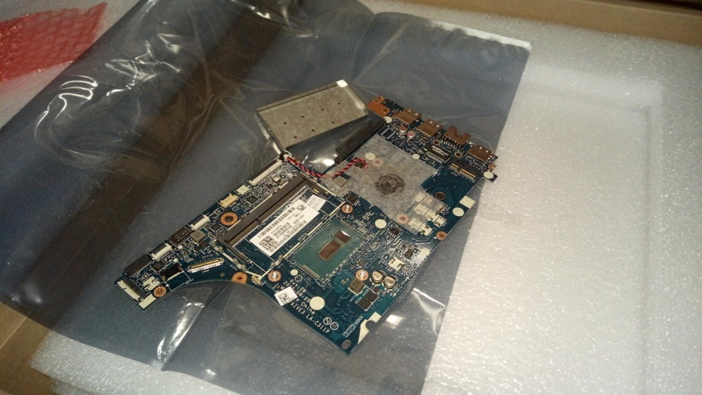 Материнская плата для ноутбука Lenovo E31-70 NM-A681 Intel Core i5 5200U UMA F G W/RTC&MYL NEW NOK (5B20K84036), оригинал