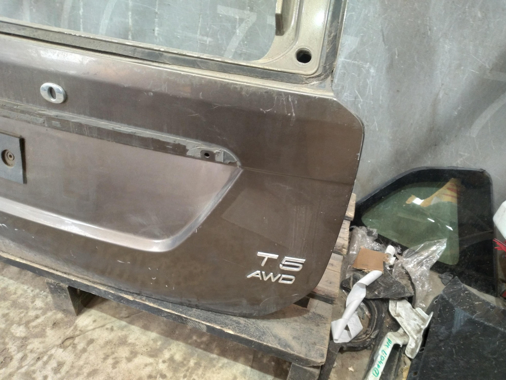 Крышка багажника Volvo XC60 1 08-17 Б/У Оригинал 31297533