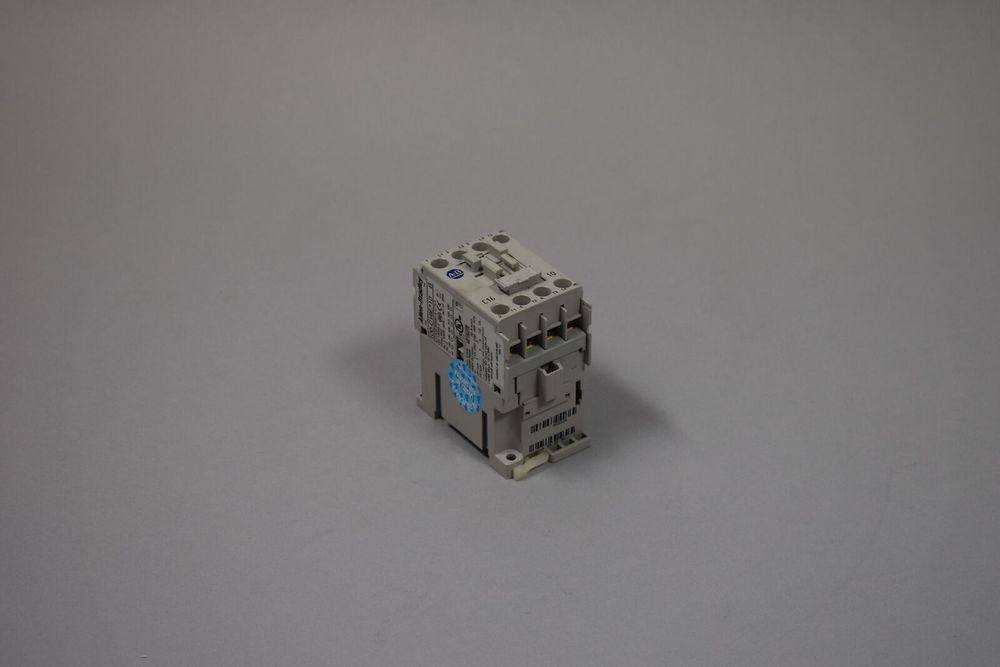 ALLEN-BRADLEY 100-C16E10