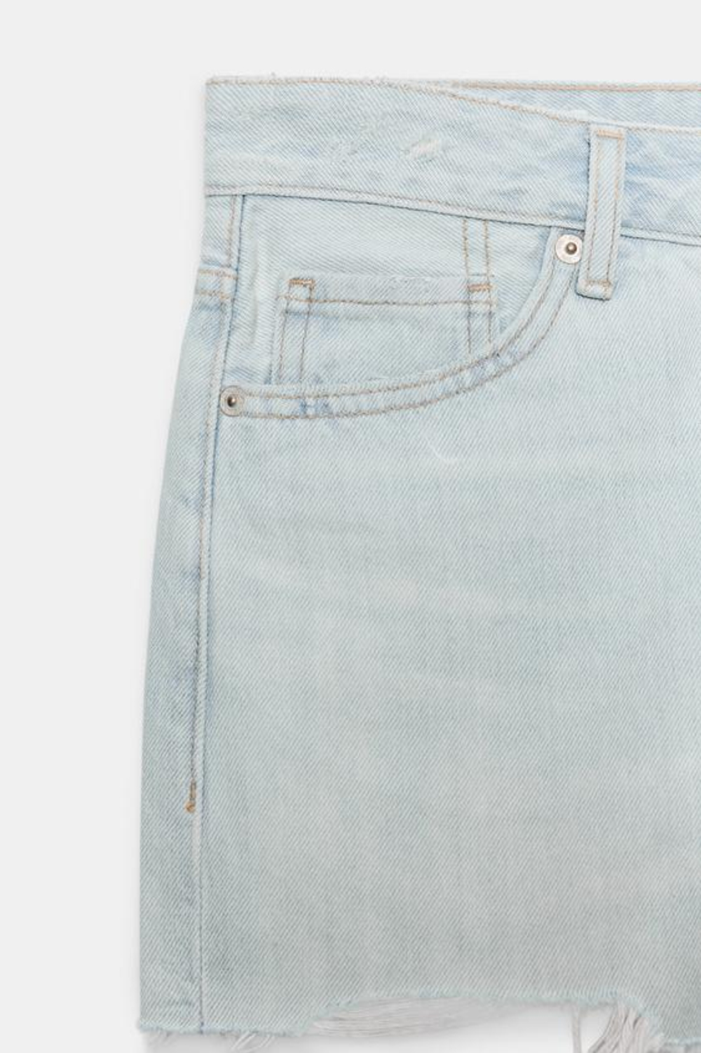 ZARA ДЖИНСОВЫЕ ШОРТЫ TRF СО СРЕДНЕЙ ПОСАДКОЙ И РАЗРЕЗАМИ, ГОЛУБОЙ