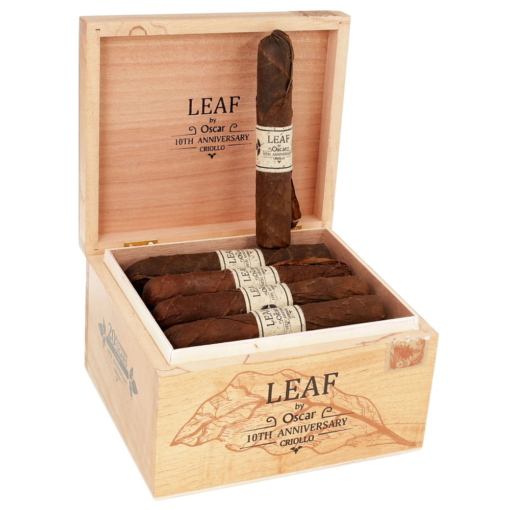 Leaf by Oscar Valladares 10th Anniversary Criollo Sixty