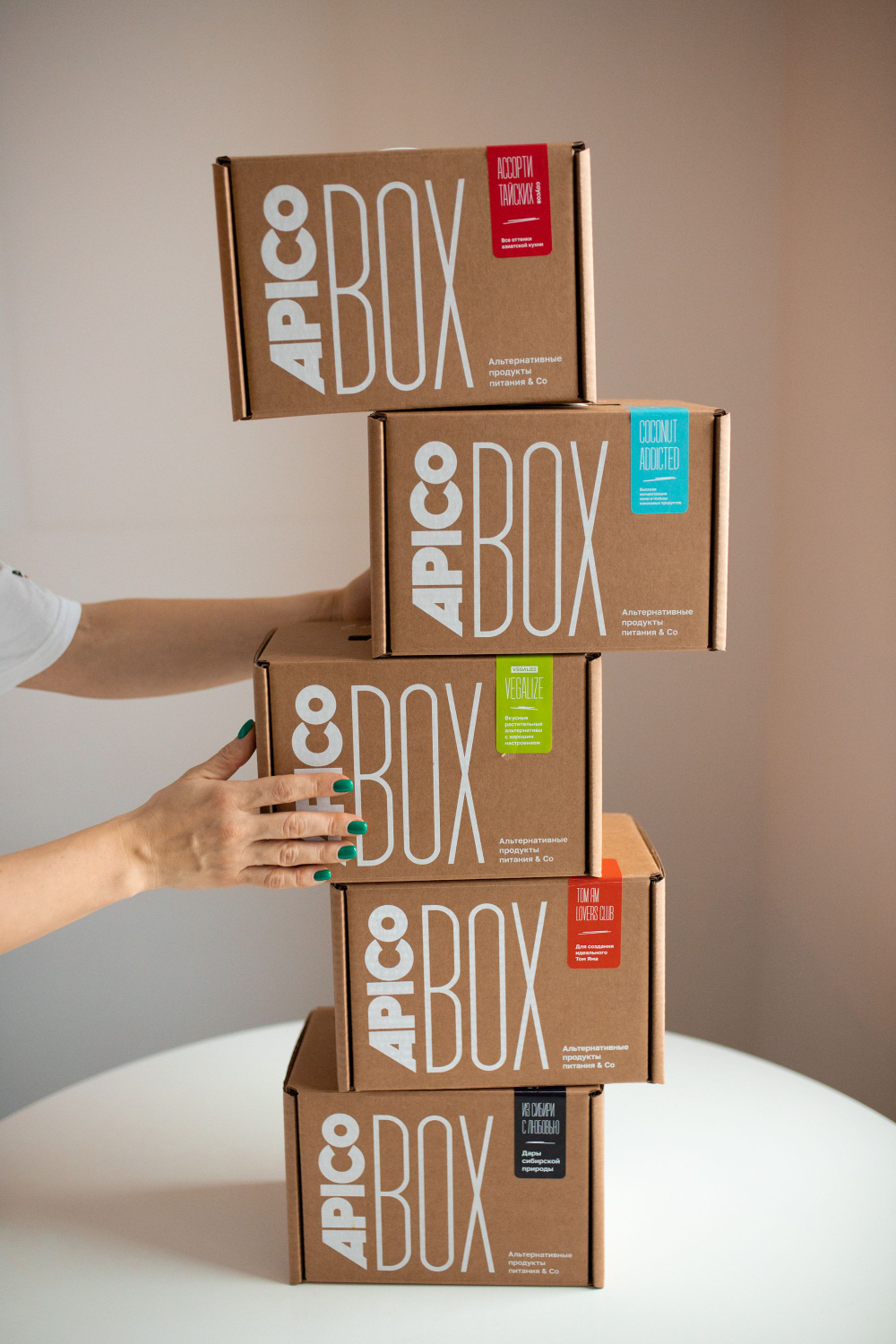 Набор продуктов APICO BOX №6 "Без глютена", набор подарочный 7 шт безглютеновые продукты, Новогодний подарок