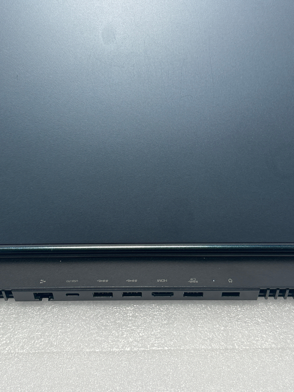 Ноутбук игровой Lenovo Legion 5 15ACH6H 15.6"/AMD Ryzen 7 5800H/RAM 16GB/SSD 1024GB/NVIDIA GeForce RTX 3060 6GB/1920х1080/ IPS 165Hz/DOS/Подсветка кл-ры: LED/Черный. Состояние: C1