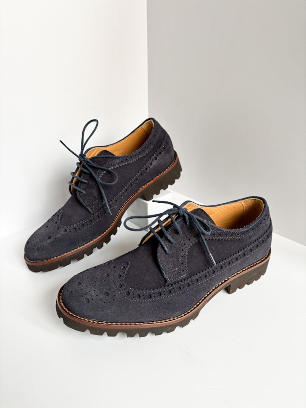 Новые замшевые туфли Gallucci, 36