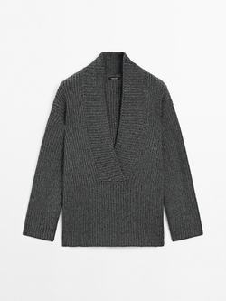 Massimo Dutti Свитер из трикотажа платочной вязки с глубоким вырезом, серый