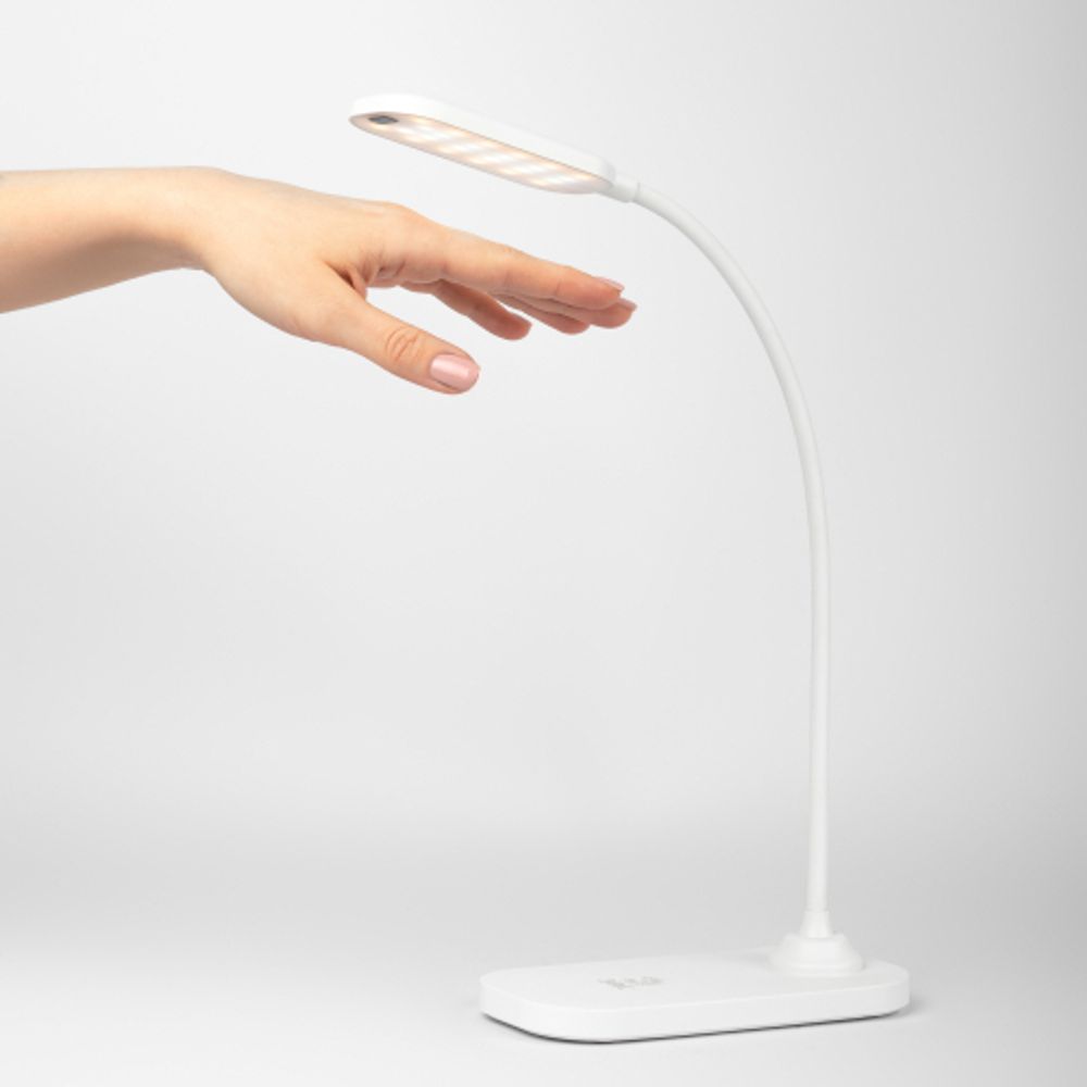 Настольный светильник ЭРА NLED-524-6W-W светодиодный аккумуляторный белый