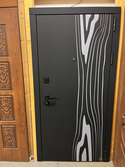 Входная металлическая дверь в квартиру Леванте/Тривиа  Мрамор