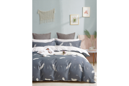 Постельное белье GoodNight Сатин Делюкс 747 с компаньоном евро (с нав. 50х70)