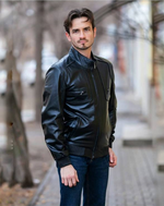 кожаная куртка