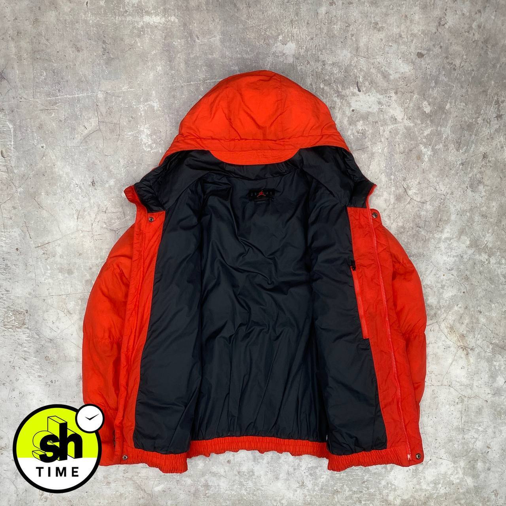 Пуховик AirJordan Essentials Red Jacket