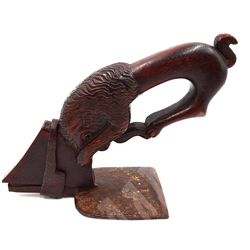 Ручное тесло с рукоятью в форме льва. Испания, Нач. XX в.