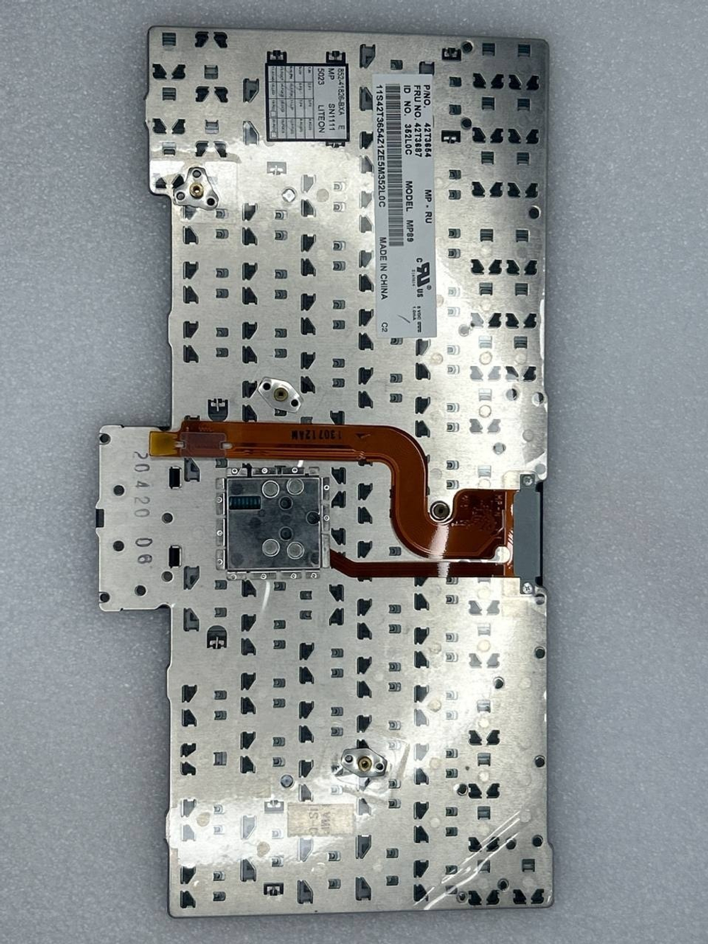 Клавиатура для ноутбука Lenovo X200 раскладка - русская, без подсветки, черная (42T3687), оригинал