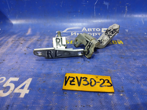 Петля двери задней левой TOYOTA CAMRY PROMINENT 1991