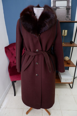 Пальто шерстяное с мехом 48-50 размер