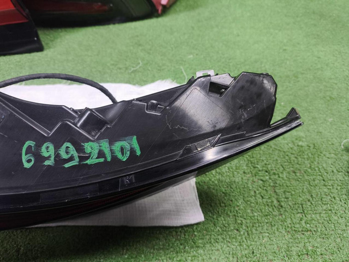 Фонарь правый внешний Porsche Macan 95b (18-нв)