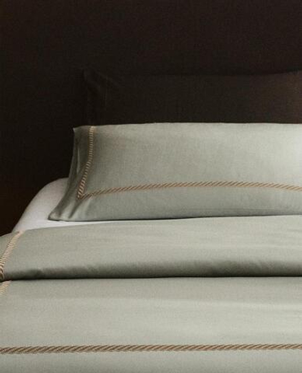 ZARA HOME САТИНОВЫЙ ПОДОДЕЯЛЬНИК С ВЫШИВКОЙ, ЗЕЛЕНЫЙ