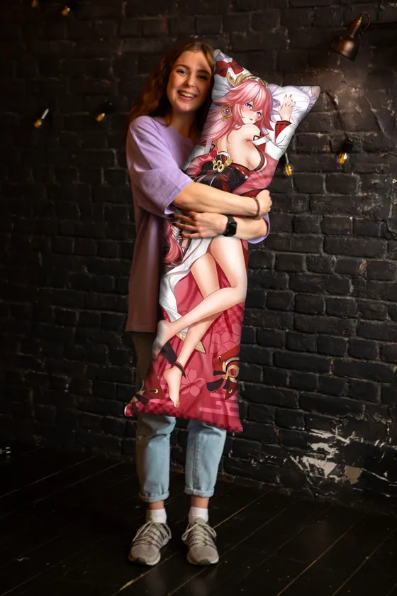 Дакимакура Яэ Мико №3