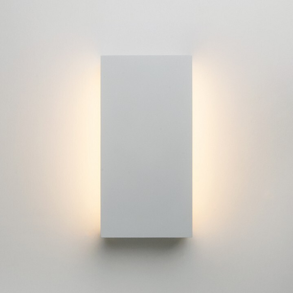 Уличный настенный светильник Elektrostandard 1705 TECHNO LED белый
