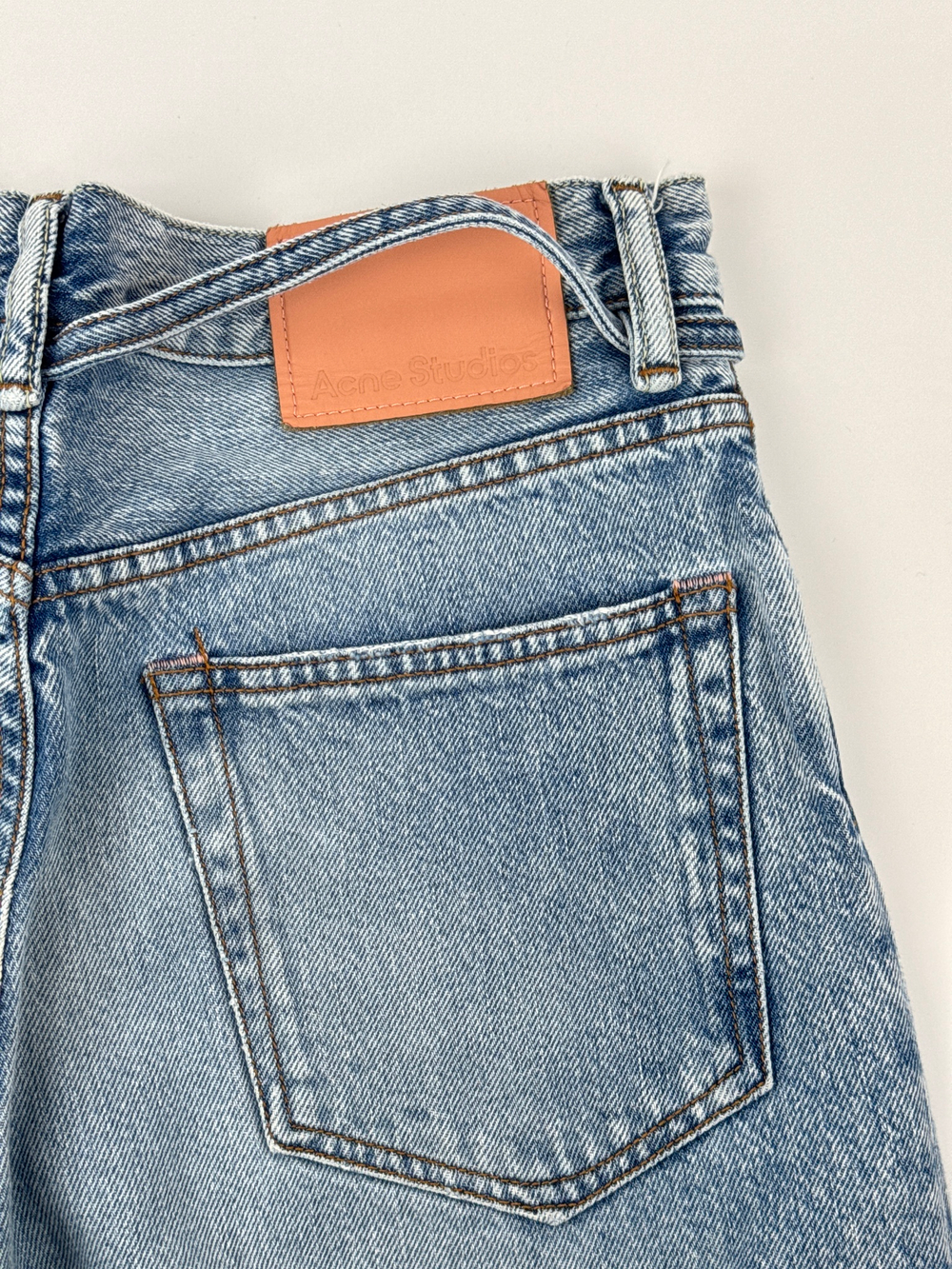 Джинсы Acne Studios
