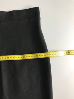 Юбка прямого кроя, визуально на 42 размер