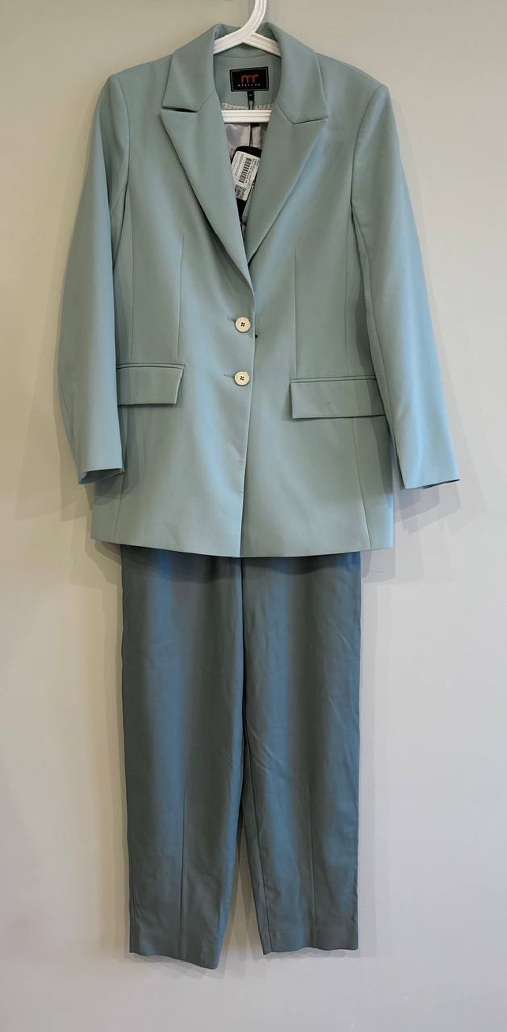 Костюм M.Reason