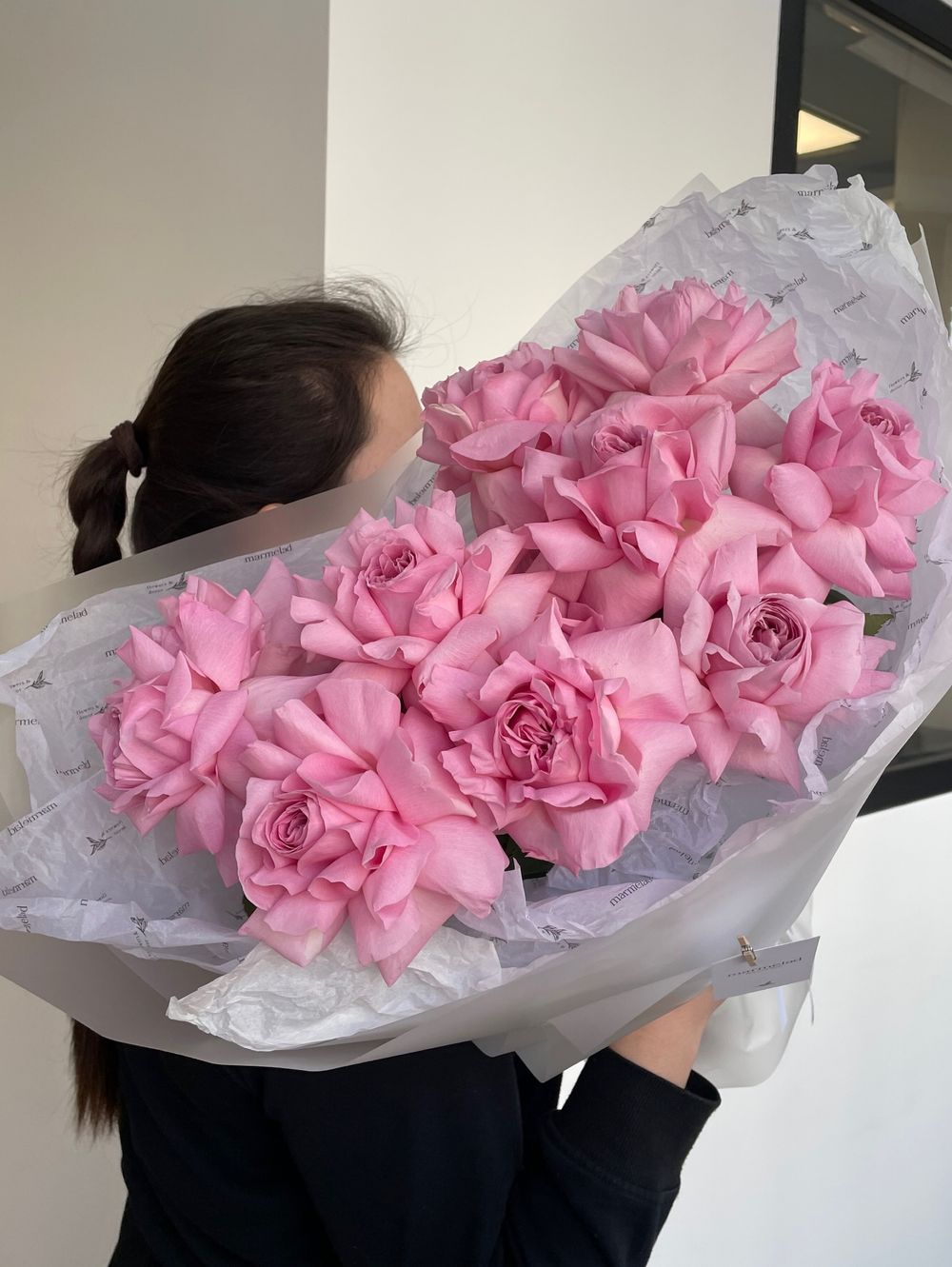 Букет из 13-ти вывернутых роз