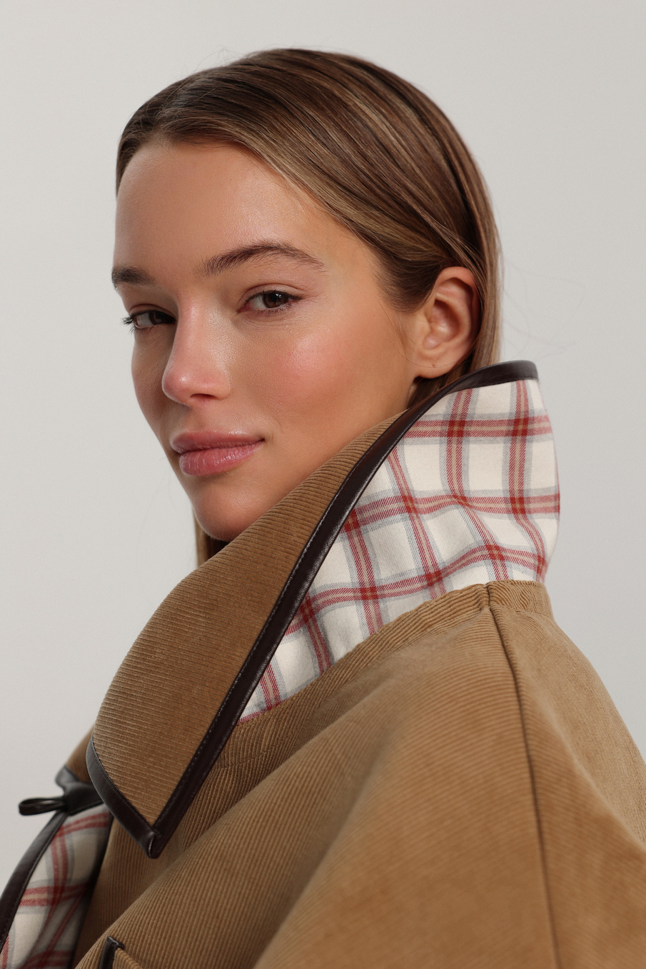 Бомбер двусторонний из вельвета