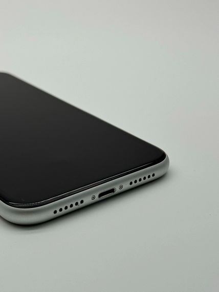 iPhone XR 64Gb White
