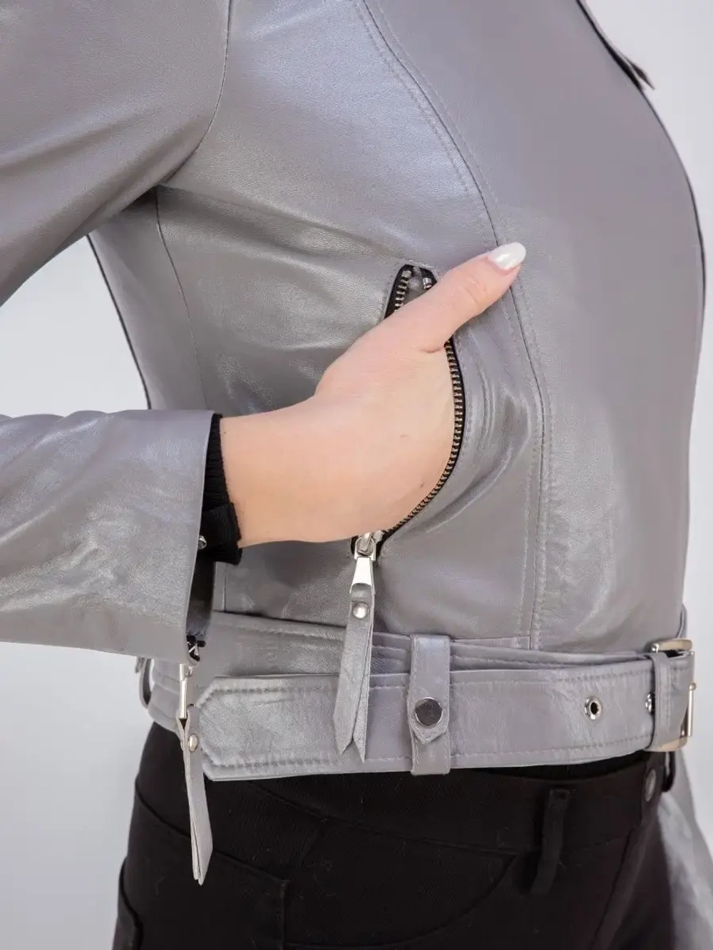 Косуха кожаная куртка демисезонная