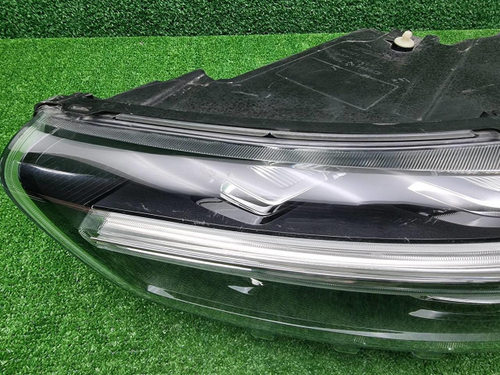 Фара левая Volvo XC40 (2017-2022) LED