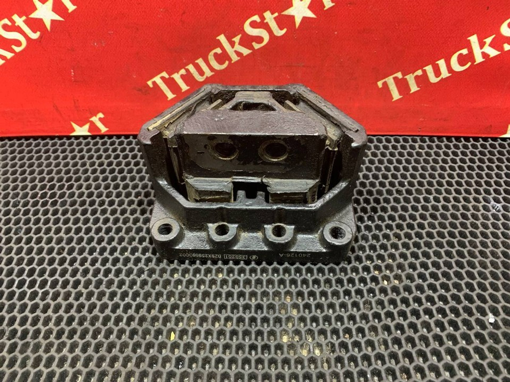 Подушка двигателя задняя 2024г.