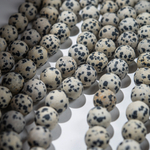 Аплит сатиновый натуральный (Яшма далматин), 12,4мм, шар