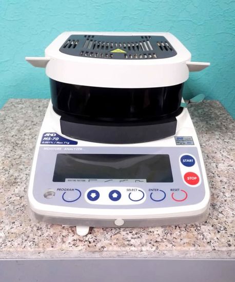 Анализатор влажности A&D MS-70