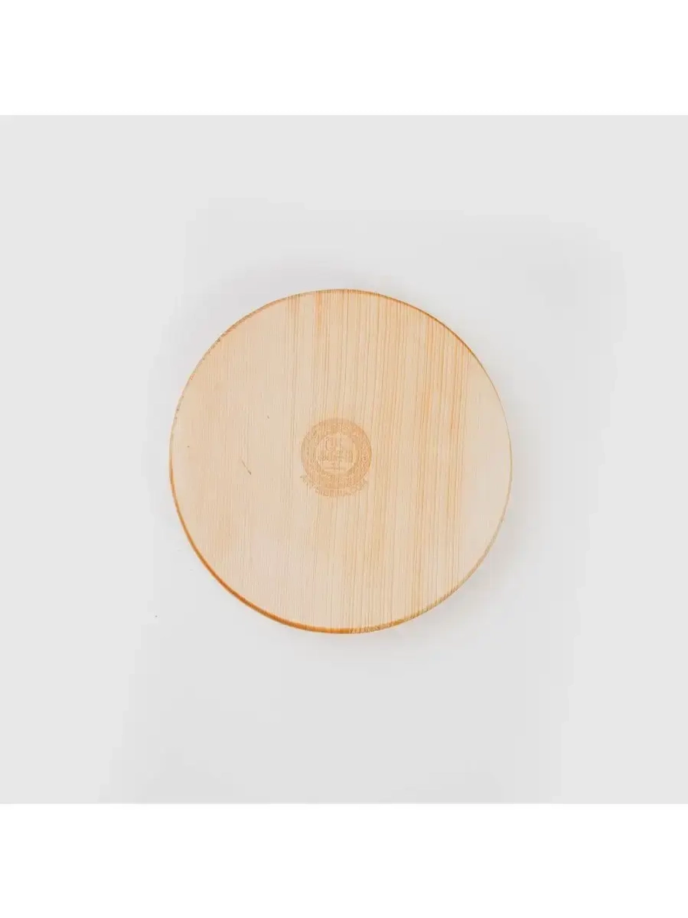 Деревянная менажница с 4 отсеками из кедра