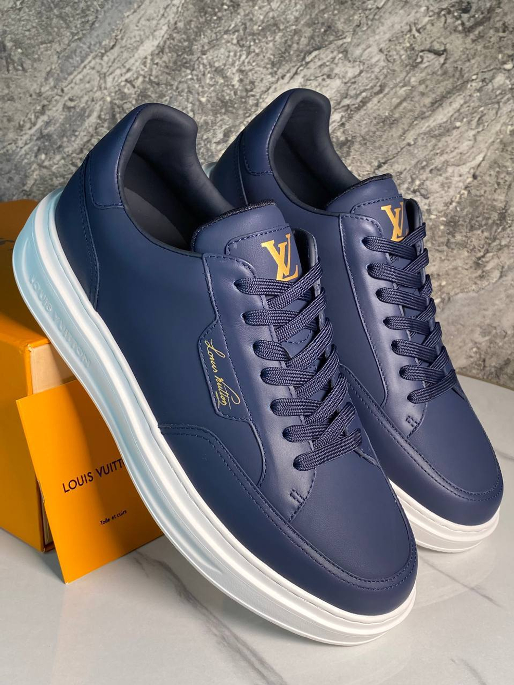 Кроссовки Louis Vuitton