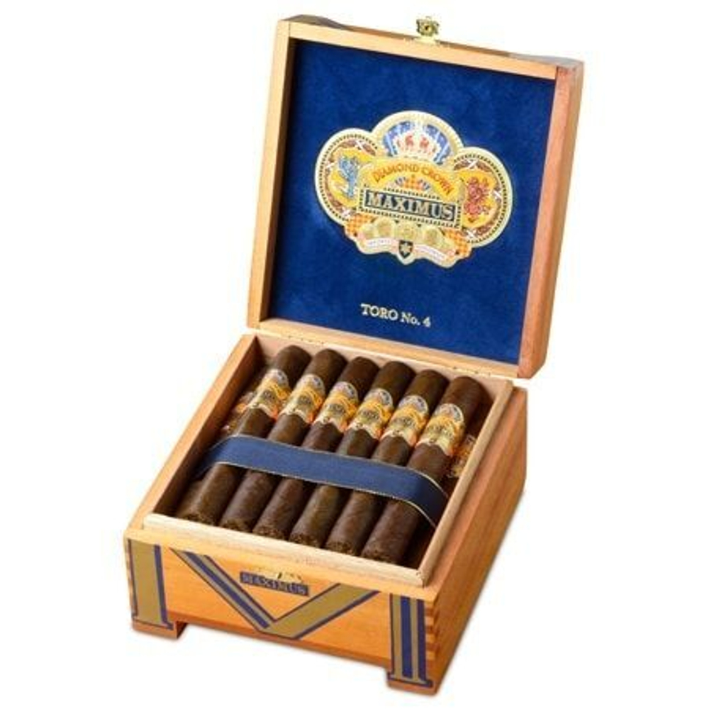 Diamond Crown Maximus Toro No. 4