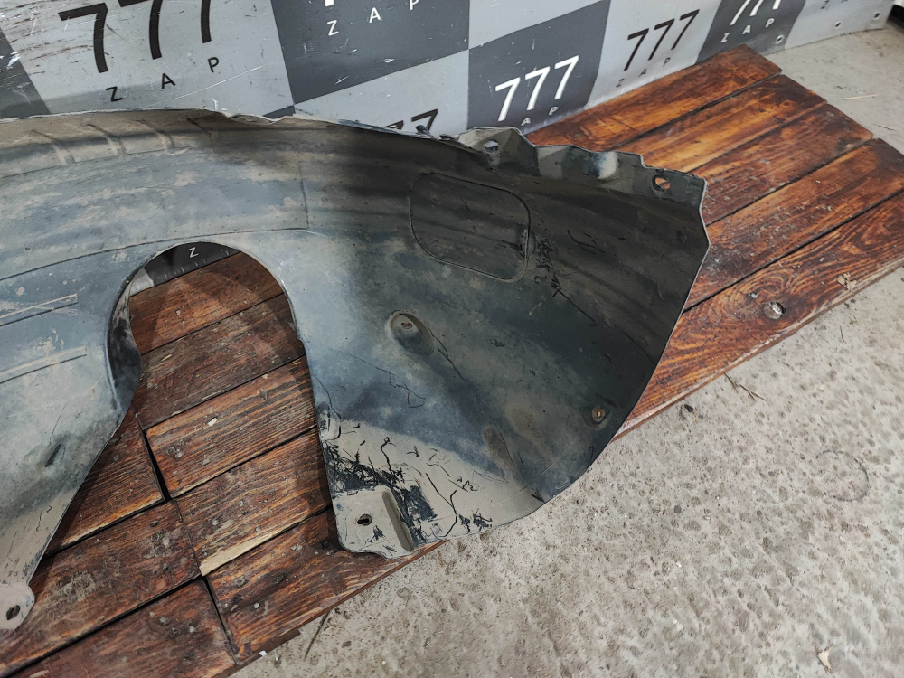 Подкрылок передний правый Volkswagen Passat B8 14-нв Б/У Оригинал 3G0805970F