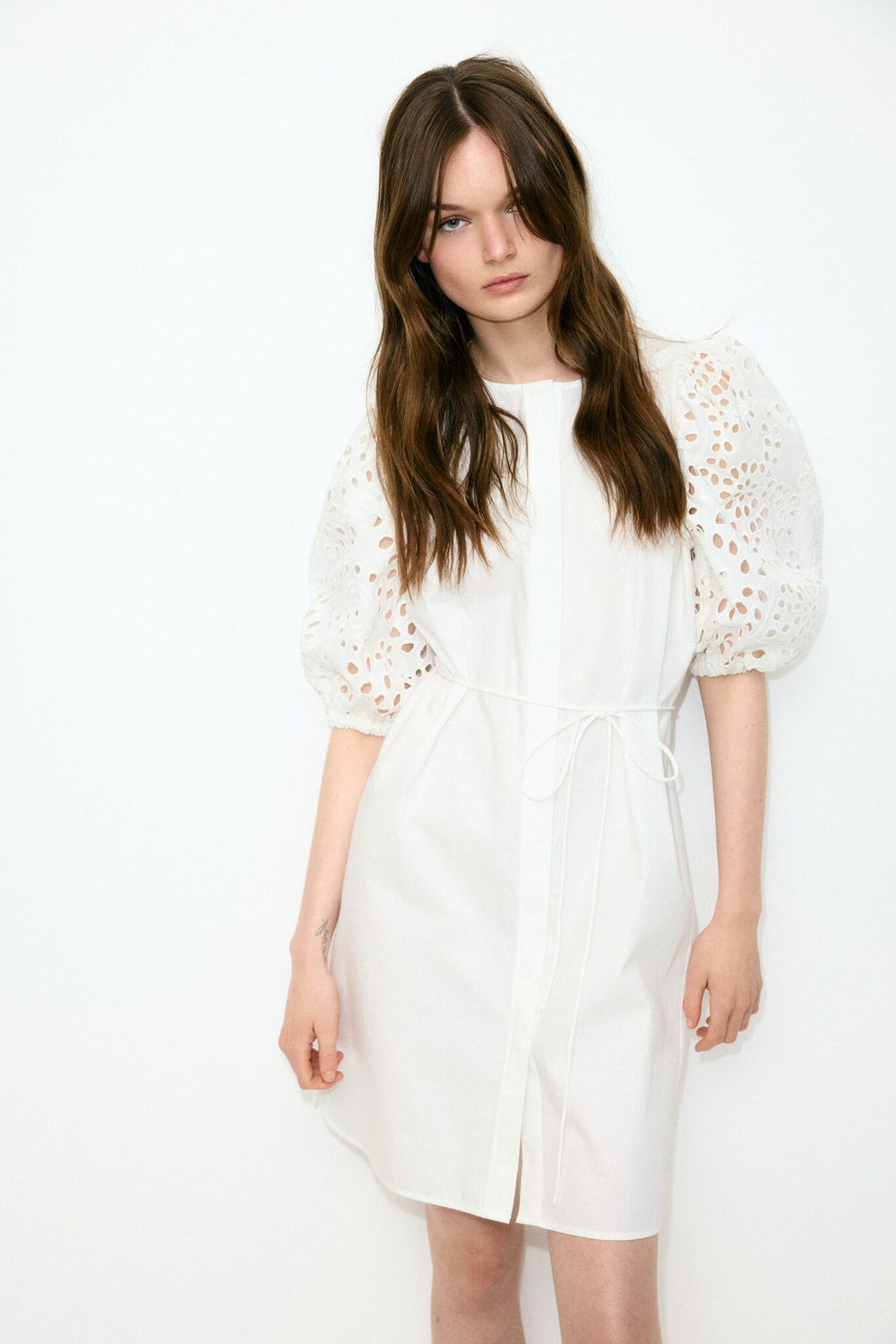 Платье broderie anglaise с длинными рукавами