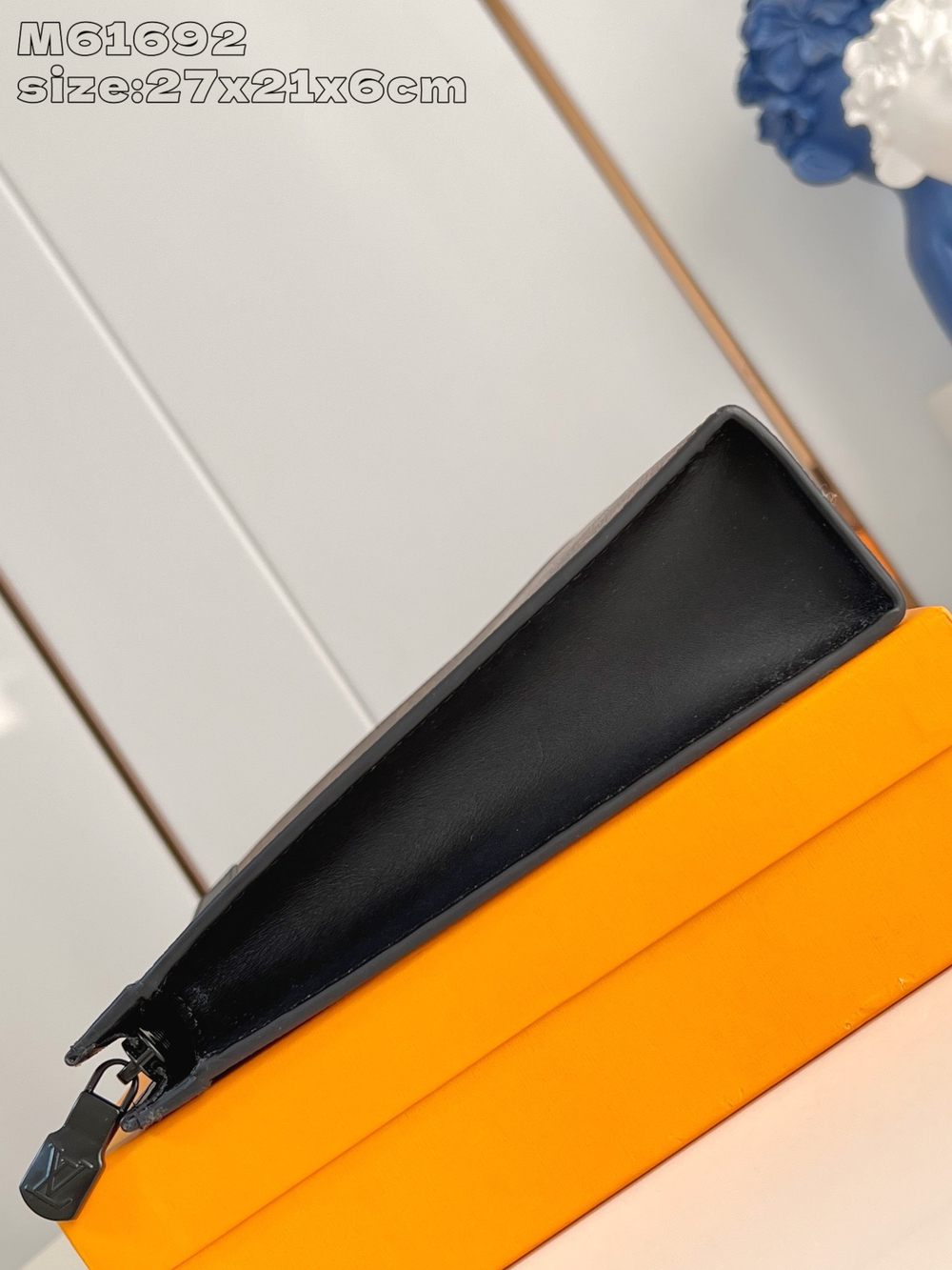 Louis Vuitton Pochette Voyage MM