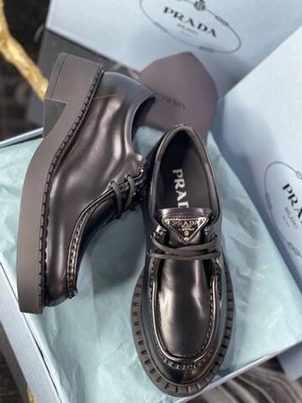 Лоферы Prada