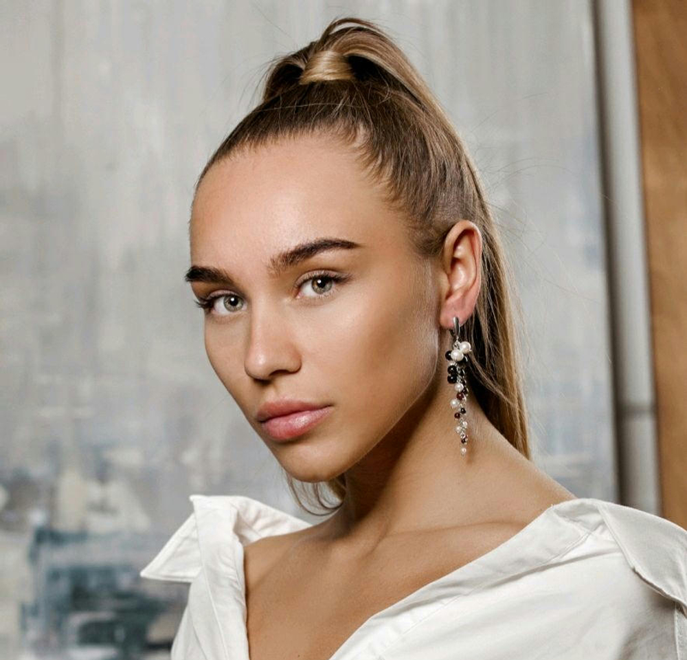 Серьги грозди длинные с натуральными камнями гранатом и жемчугом