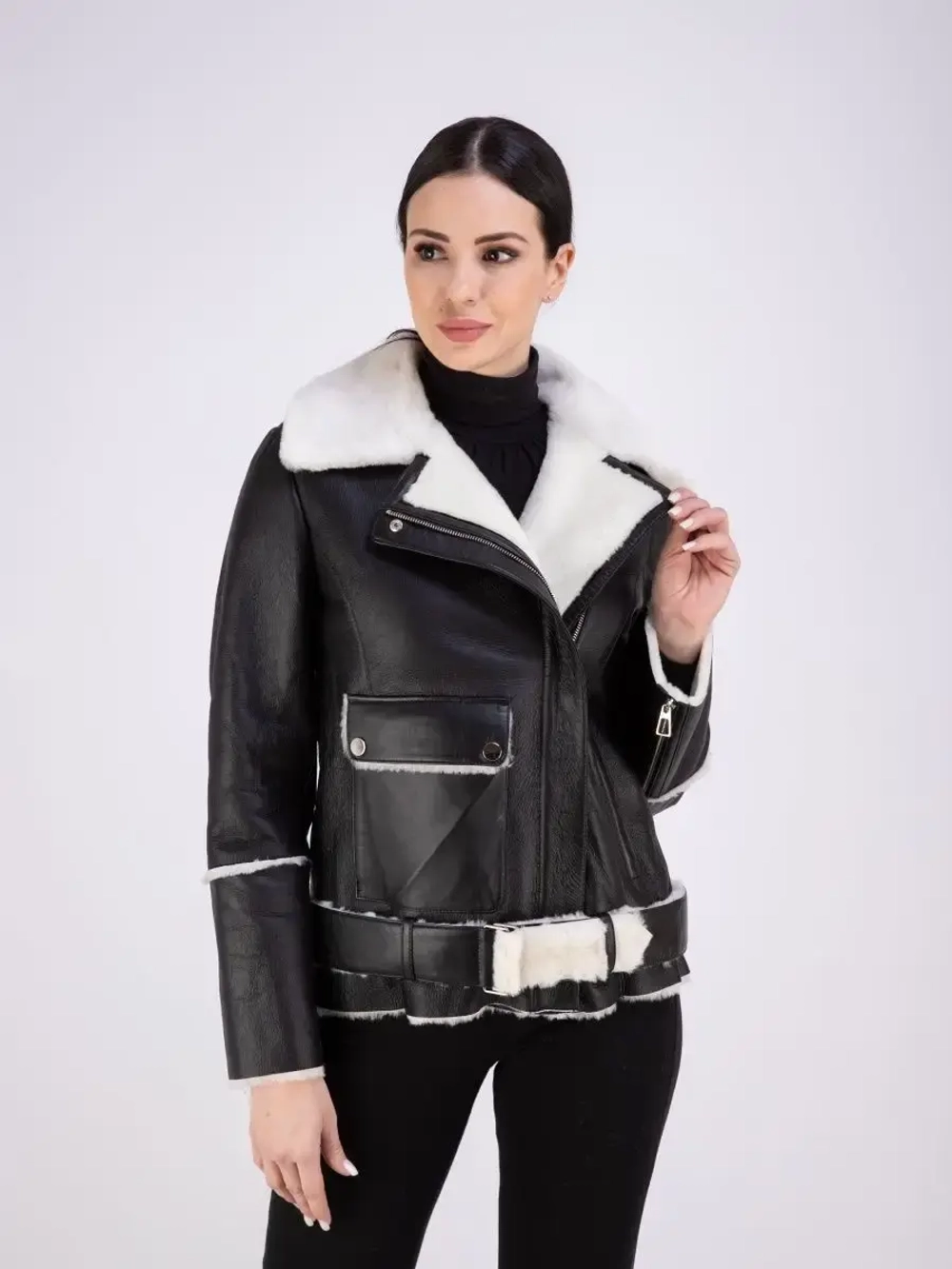 Дубленка зимняя натуральная укороченная