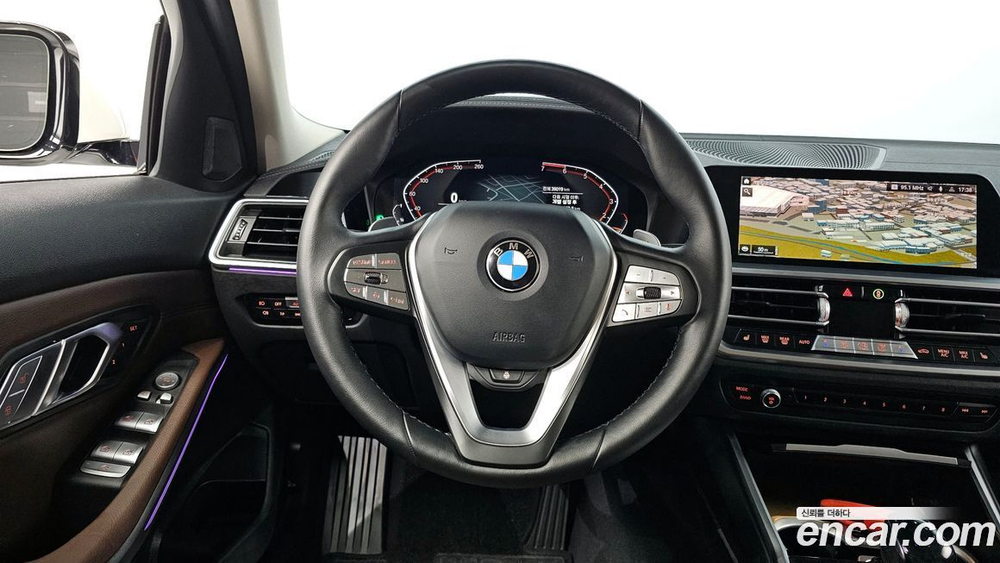 BMW 3 Series (G20) 320i Luxury (08.2021)