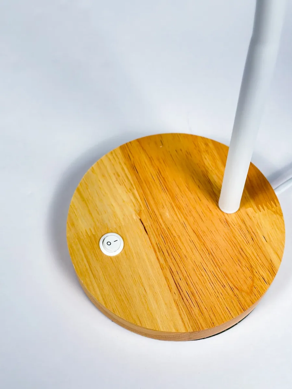 Лампа настольная для школьников