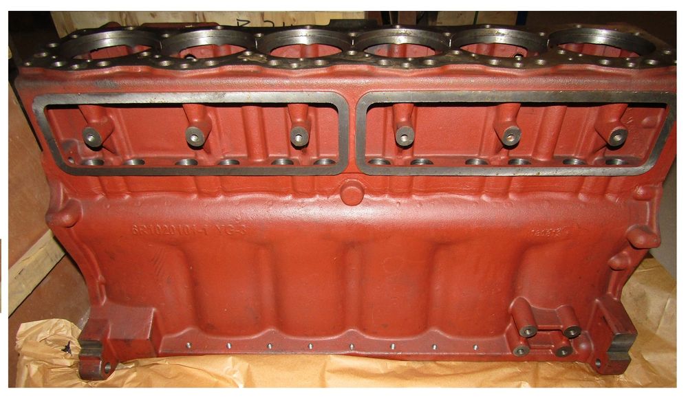 Блок цилиндров двигателя Ricardo R6110ZLDS; TDK 170 6LT/Cylinder Block
